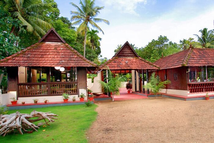 Paradise Resort is one of the 3-star resorts in Kumarakom