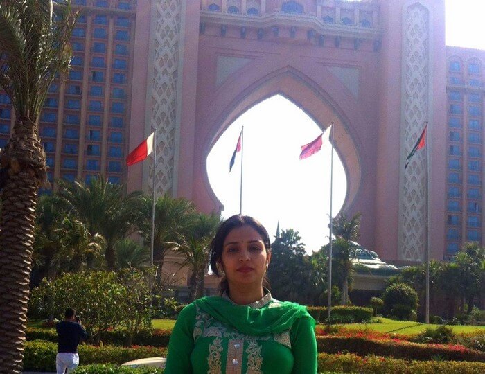 Kapil's wife on the last day of shopping at the Dubai Mall