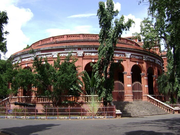 entrance of egmore museum
