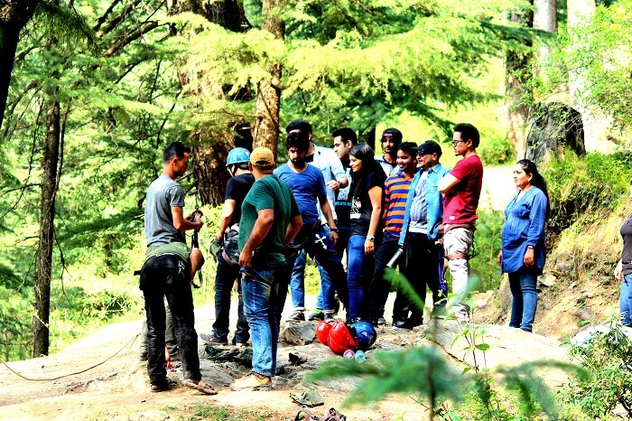 A group of friends in Mashobra