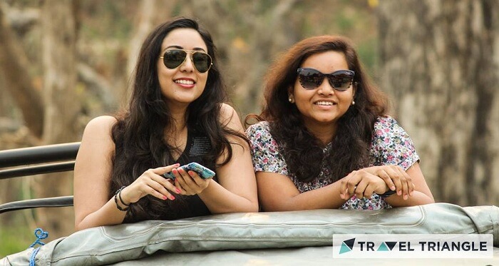 Girls on the Jim Corbett jungle safari