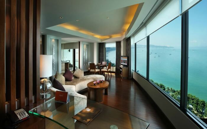 Executive Club Suite Ocean View Room of Amari Ocean