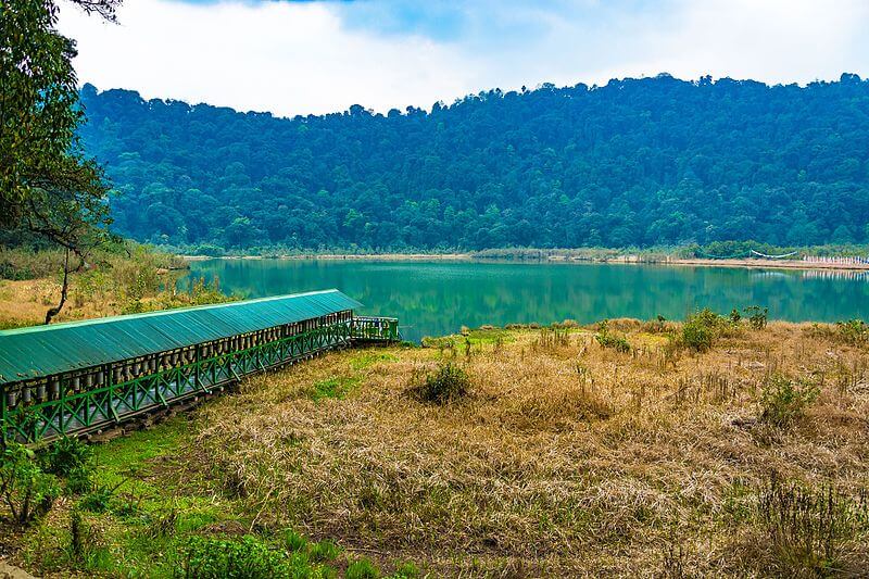 Khecheopalri_Lake,_Sikkim