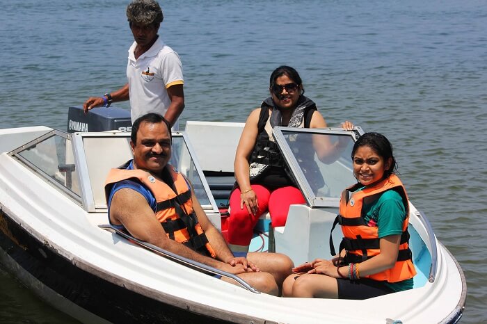 Kanika and her family doing water sports in Sri Lanka