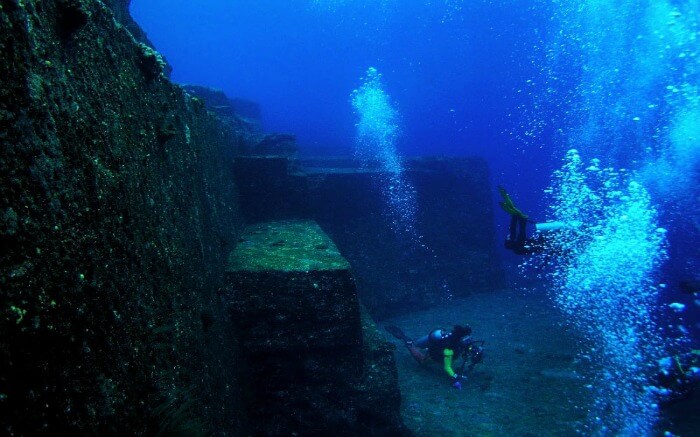 35 Greatest Underwater Wonders Of The World