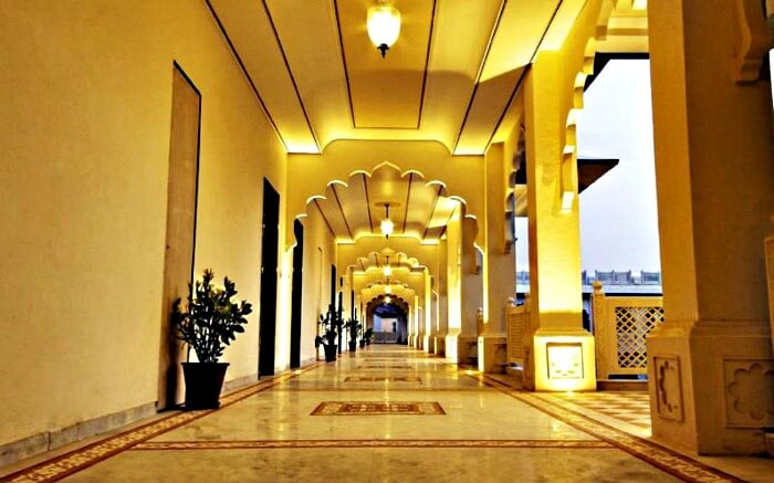 Main corridor of Anuraga Palace in Ranthambore