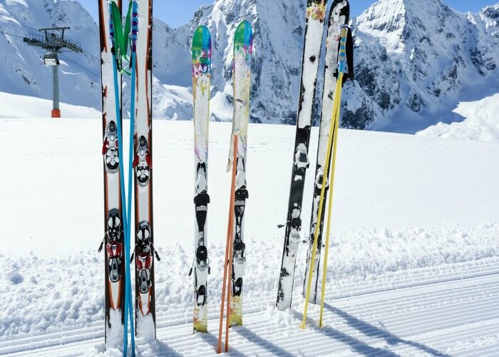 Skiing in Rohtang pass can enjoyed during peak winters