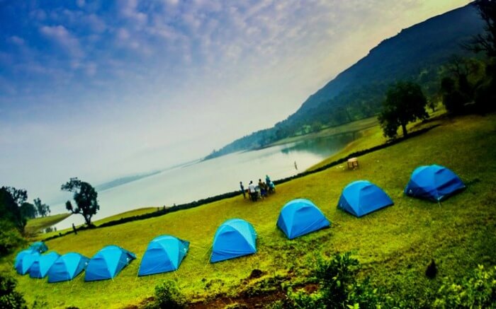 Lakeside camping in Bhandardara