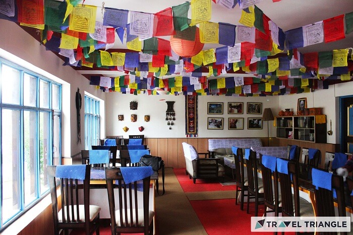 Kunzum cafe in Himachal
