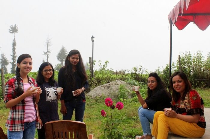 Kanika and her friends at the hotel in Chakrata
