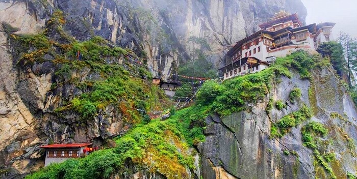 Tigers Nest Monastery trek