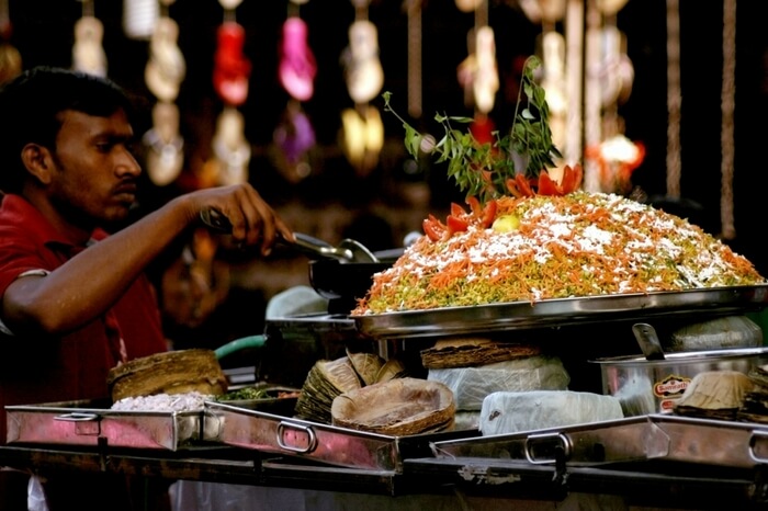 A chaat stall by the roadside near Charminar
