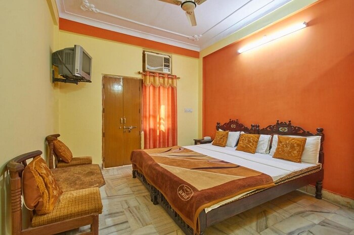 A shot of one of the economy rooms at the Pushkar Lake Palace
