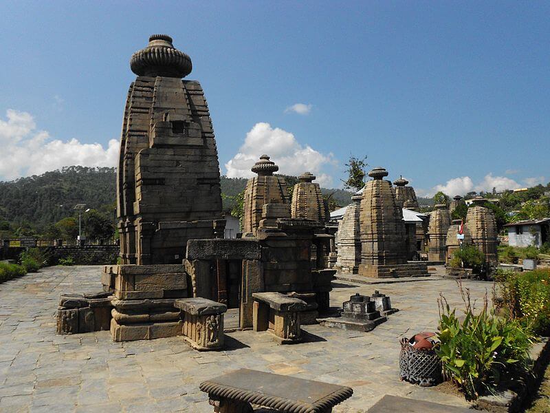 800px-Temples_of_Baijnath,_Uttarakhand,_India