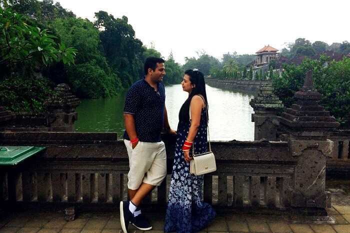 Taruna surrounded by exotic Balinese ambiance