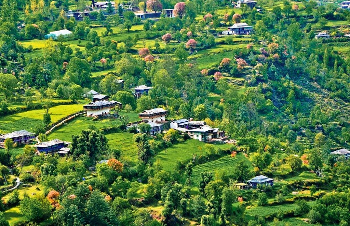 Tirthan Valley