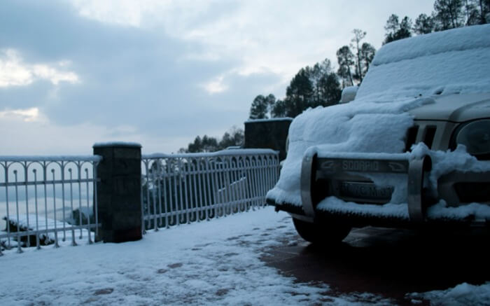 Snowfall in Kausani