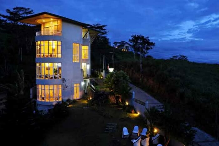 Kandyan View Holiday Bungalow in Kandy in Sri Lanka