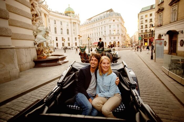 romantic couple in Vienna