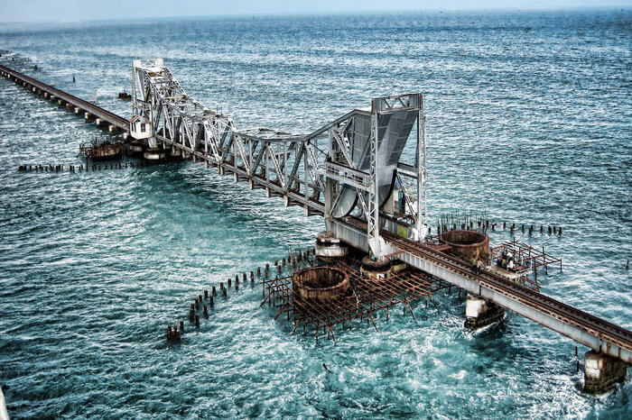 the iconic bridge in Rameshwaram