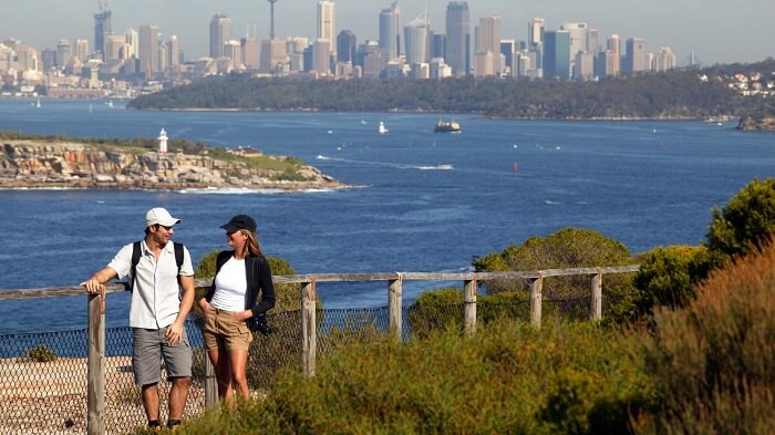 Hiking on the Coast Track, Sydney