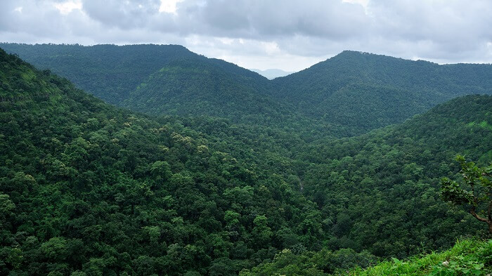 Mountains in Pachmarhi