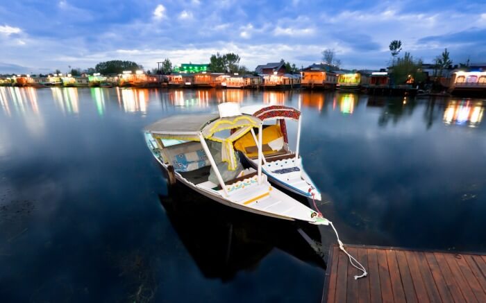 Shikaras in Dal Lake