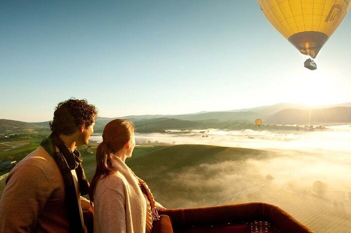 Hot air ballooning in Yarra Valley