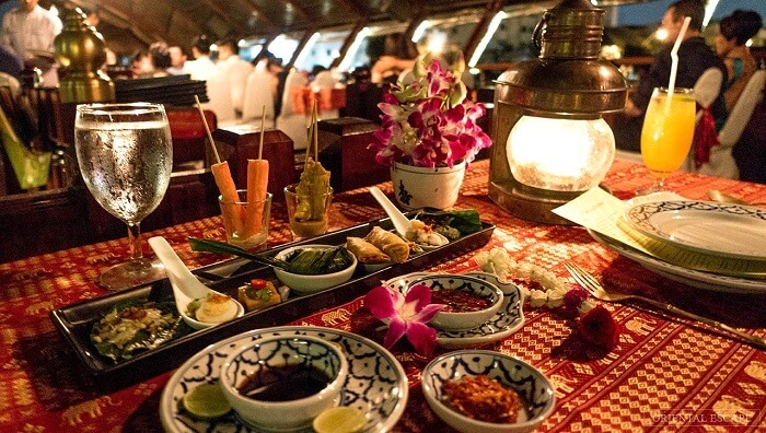Chao Phraya River Dinner Cruise Bangkok