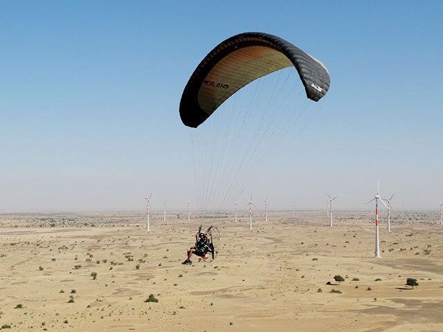 Paramotoring in Jaisalmer, India
