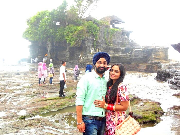Tourists in Tanah Lot temple