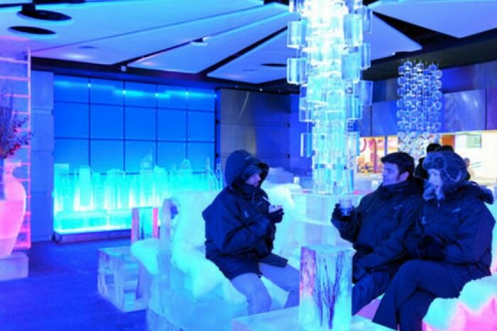 Travelers at Chillout Bar in Dubai at night