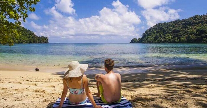private-islands-for-honeymoon