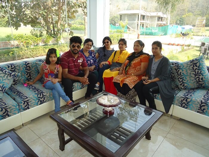 a happy good bye to a memorable trip