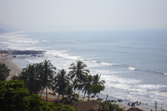 Beach_view_of_Harnai