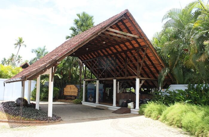 Kumarakom Lake Resort Enterance