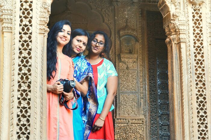 friends trip to Jaisalmer