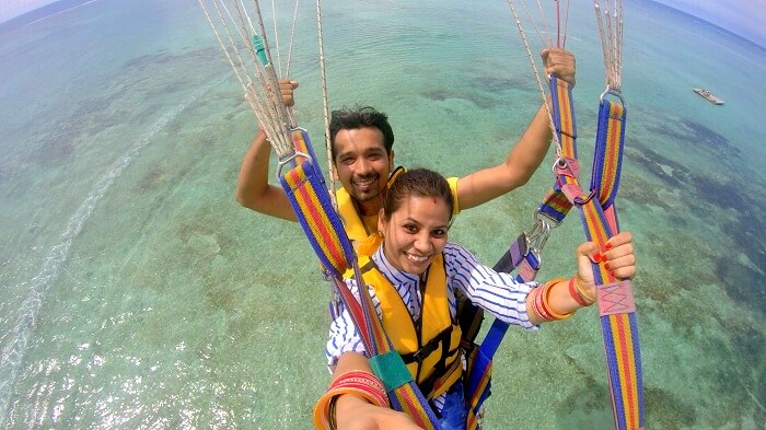 parasailing in mauritius