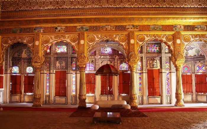 Phool Mahal beautiful interior