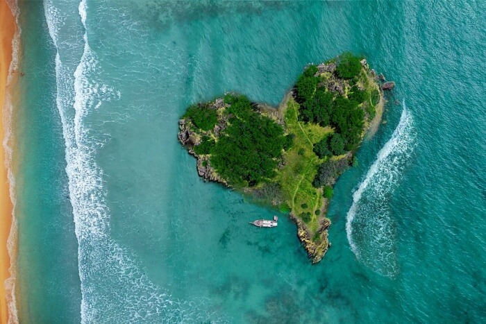 Holiday Lagoon Ocean Heart Sea Island Beach