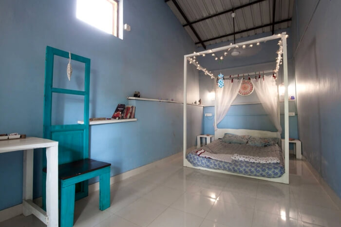 Well-lit interiors of Casa Serendip