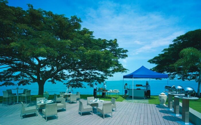 Top 10 Best Resorts in Singapore to Stay