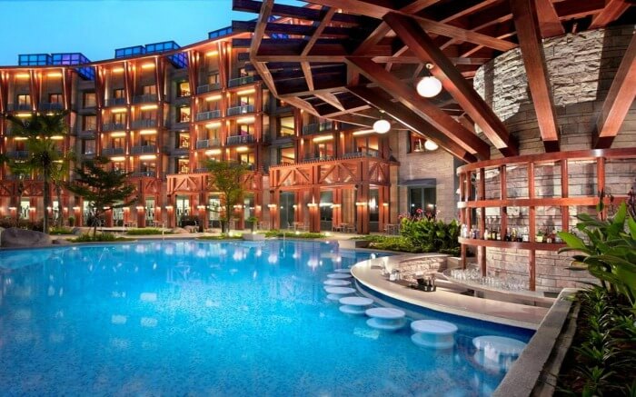 Pool in Hard Rock Hotel Singapore