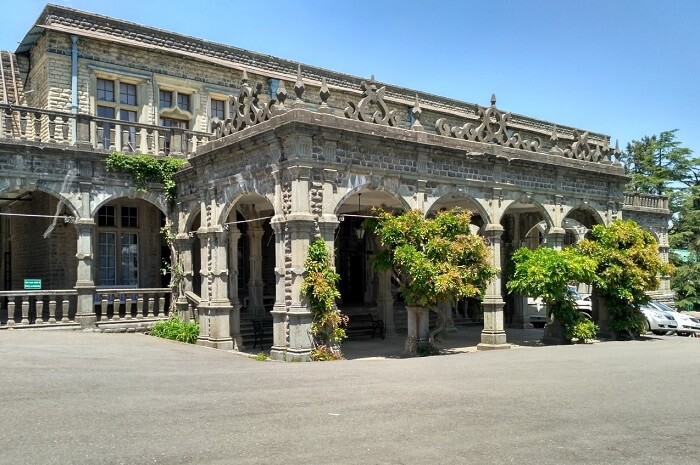 shish near all india Institute of Advanced Studies