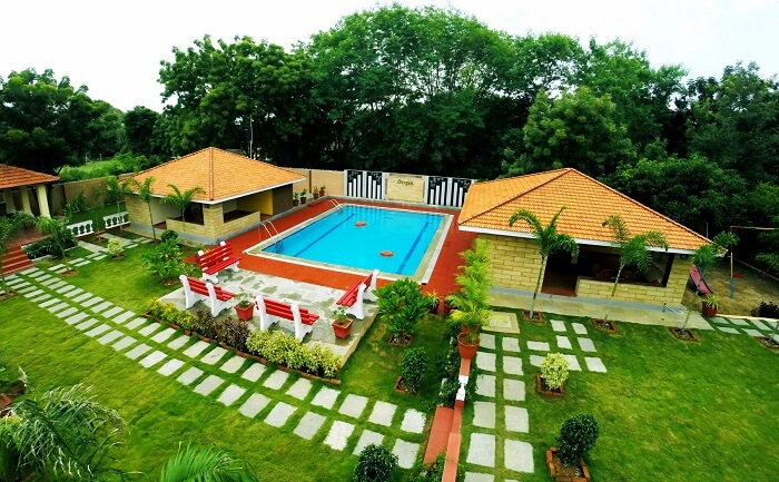 pet-friendly resorts in Hyderabad
