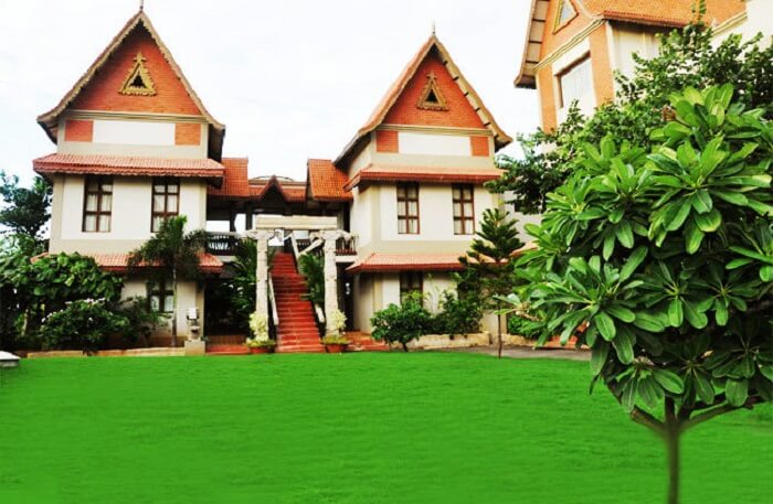 resorts for couples