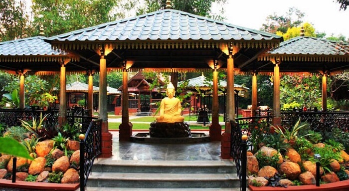 resorts for couples in Hyderabad