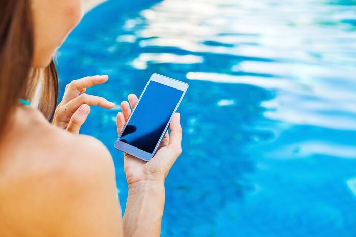 Mobile network on cruise to Maldives