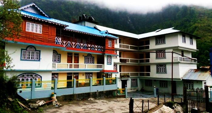 15 Best Hotels In Lachung