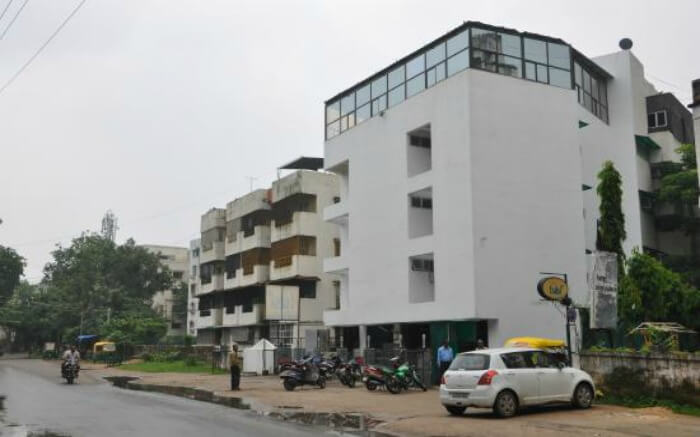 Exterior view of Mahi Valley Hotel and Resorts in Vadodara
